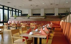 Overnight Tagungshotel Im Abz